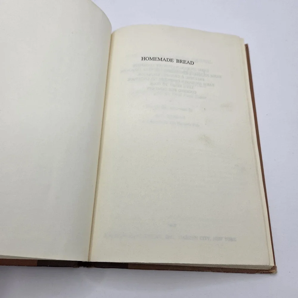 1969 Homemade Bread Cookbook by Nell B. Nichols and Farm Journal Editors